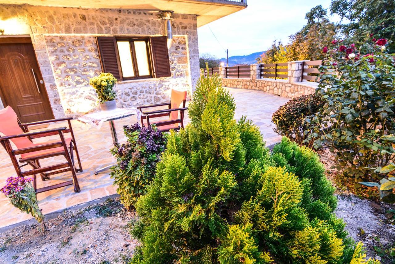 Ξενώνας Στροφυλιά Kato Sinikia Trikalon Esterno foto